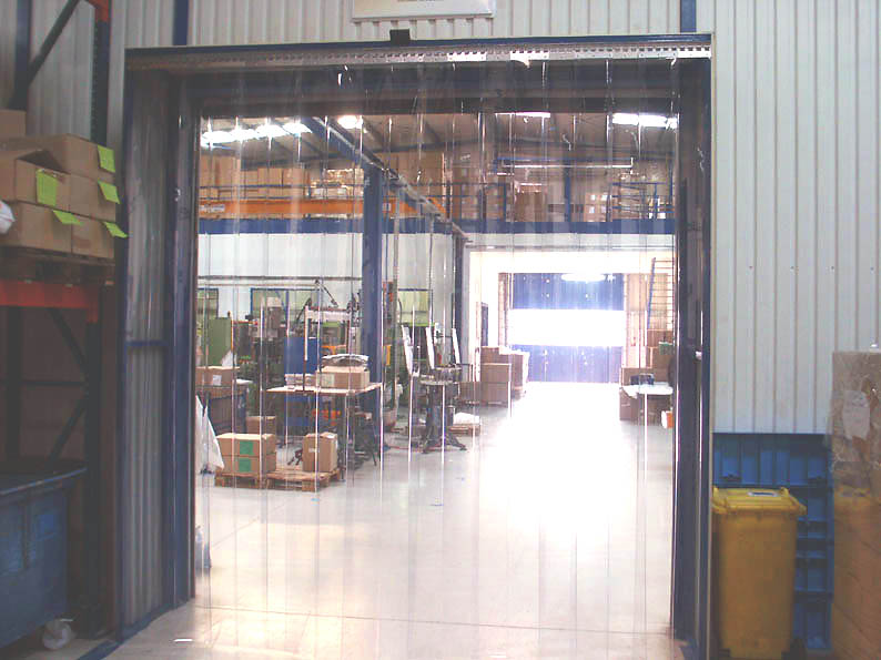 dverový otvor pre výrobnú halu
